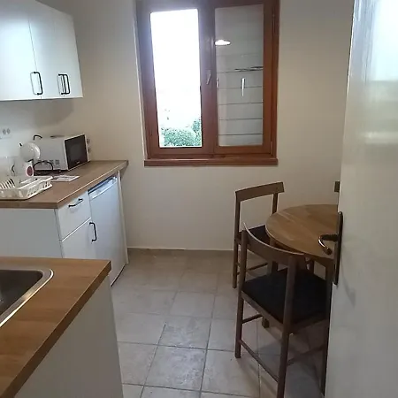 House Paula Petrčane