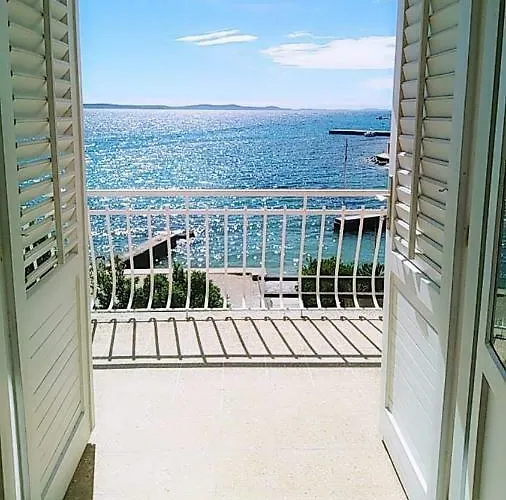 Апартаменты House Paula Петрчане